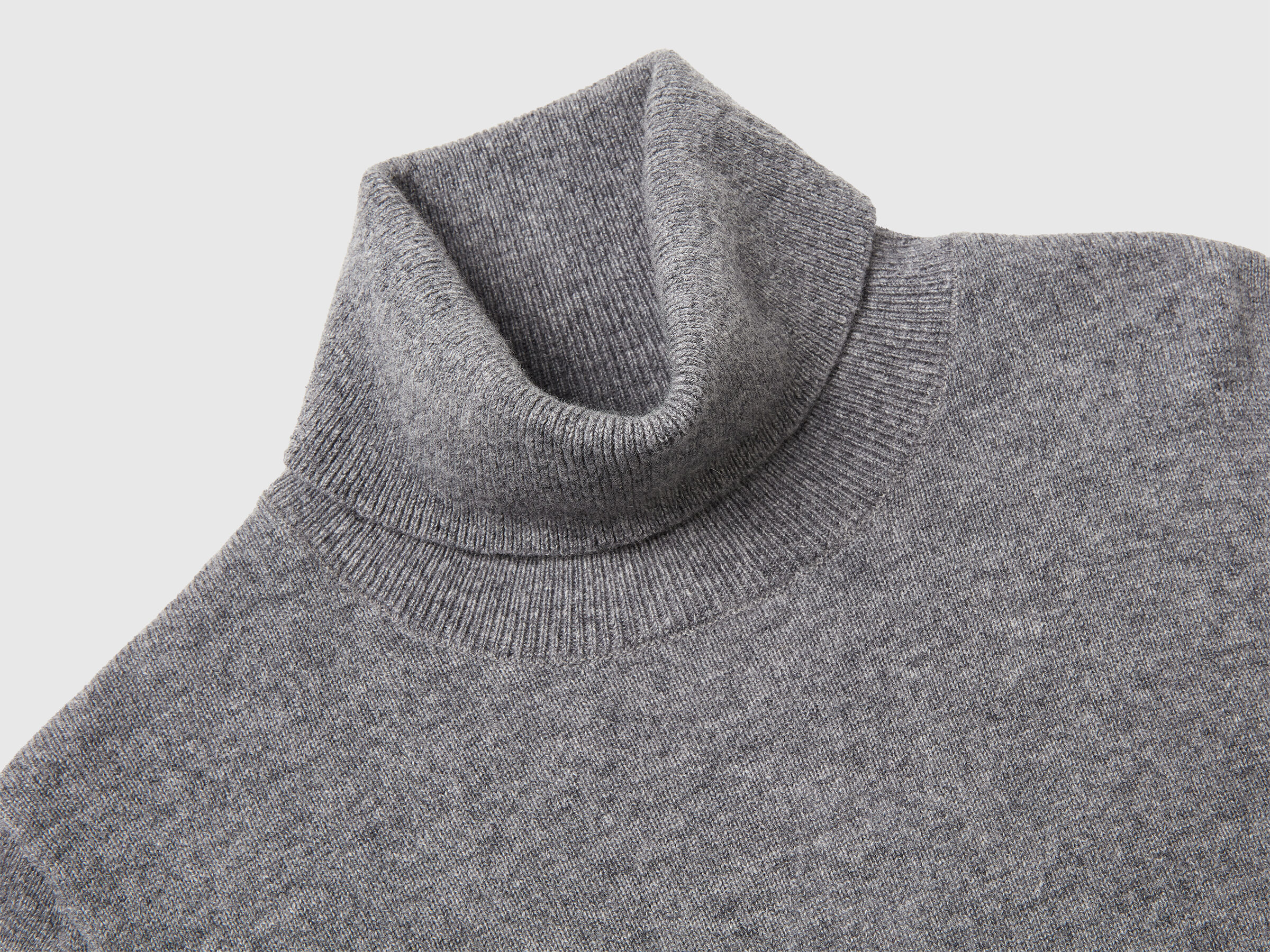 TURTLE NECK SWEATER Women image number 7